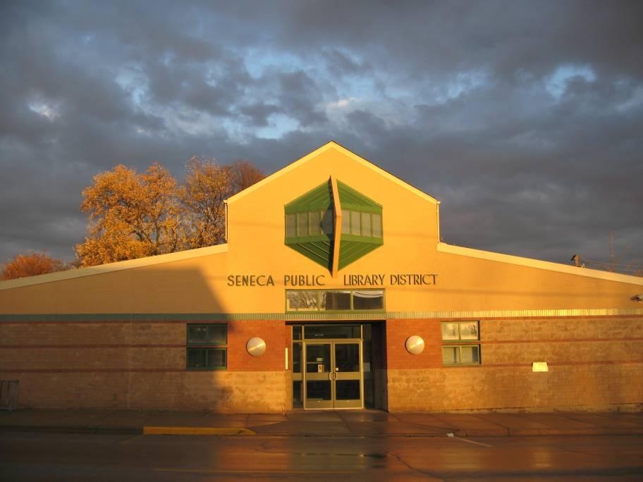 Seneca Public Library District logo